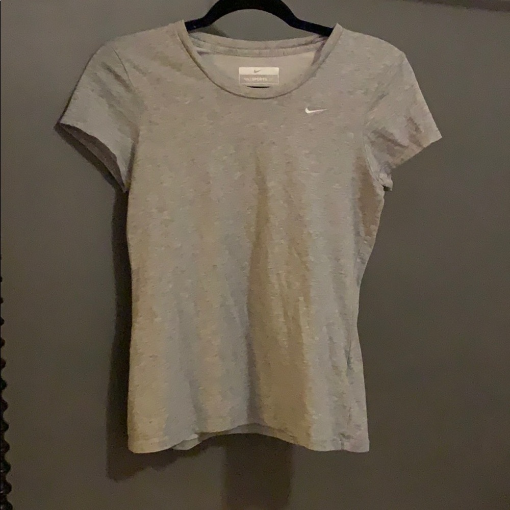 Nike grey dry fit shirt